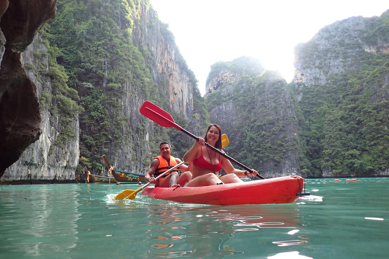 Koh Phi Phi : tour en bateau des pirates avec plongée en apnée et kayak