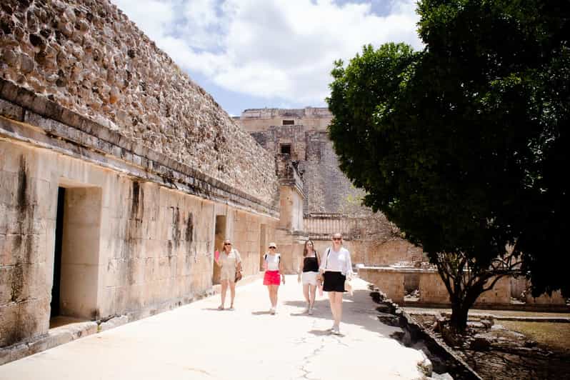 Uxmal, Cenote and Traditional Lunch Tour from Mérida