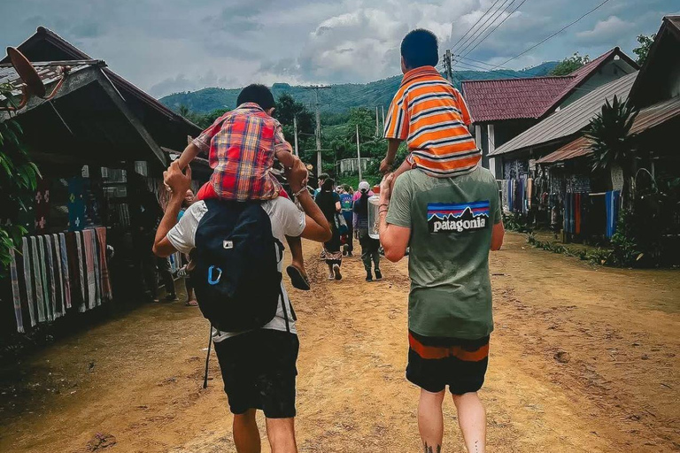 Nong Khiaw: 3-Day Trekking, Cloud Camping & Nam Ou Kayaking