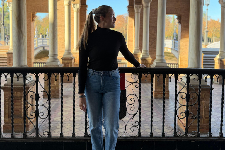 Photo Tour in Seville: a photo session in the most beautiful spots Photo Tour in Seville: a photo shoot in the most beautiful spots