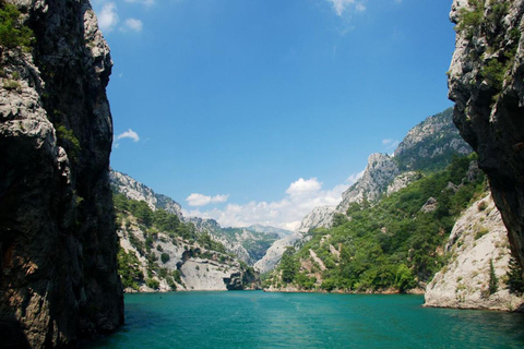 Side: Green Lake Off-Road Jeep Tour