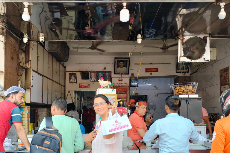 From Spice Box to Jewelry Box: Old Delhi Market Adventure Tour Without Pick-up & Drop-off (Meet at Starting Point)