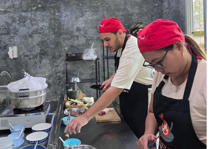 Phuket: Thai Cooking Class with Organic Garden Tour