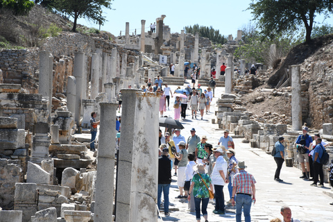 Kusadasi: Ephesus Private Tour with Turkish Bath Experience