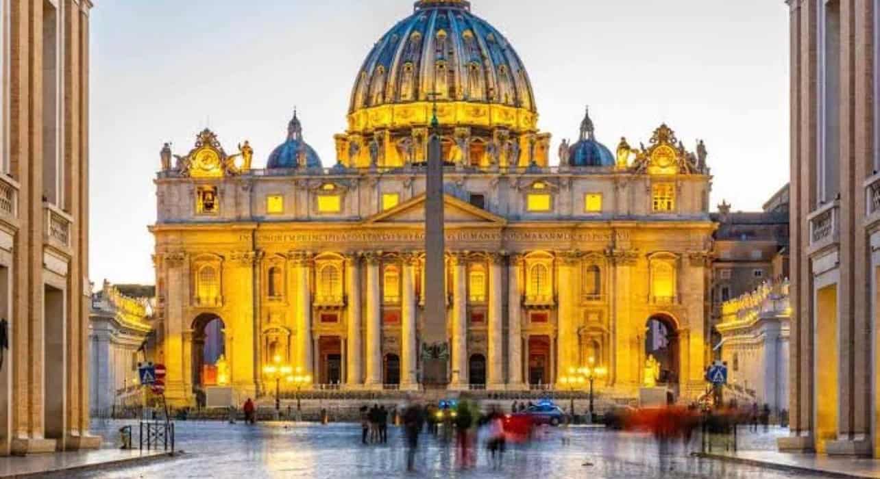 Petersdom: Eintritt, Audioguide & optionaler Kuppelaufstieg Petersdom: Eintritt, Audioguide & optionaler Kuppelaufstieg