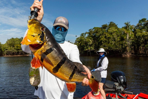 Manaus : Ein Tag auf dem Rio Negro zum Fischen