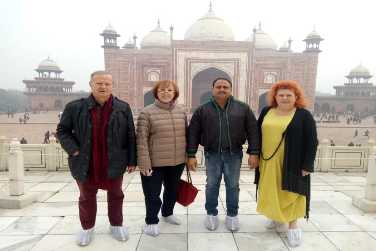 Vanuit Delhi: Taj Mahal Tour per Gatimaan Express TreinTour met treinkaartje, lunch, monumententickets, gids, auto