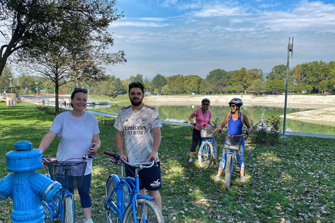 Lo mejor de Zagreb: tour en bicicleta de 4 horas