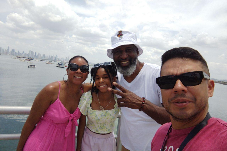 Half day city tour: Explore the Best of Panama Cityprivate tour