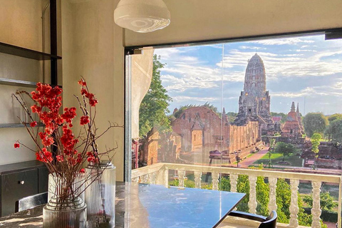 Bangkok to DuBua Café & Ayutthaya Private Day Trip