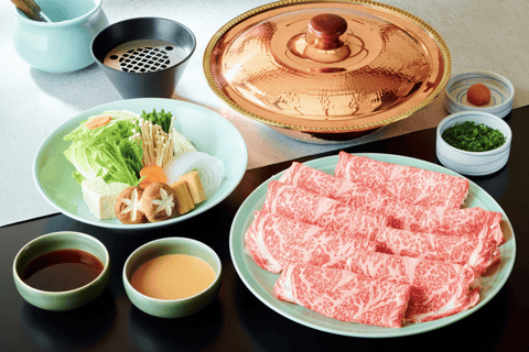 Osaka: Shabu-shabu de wagyu ilimitado. Reservas.Menú de solomillo de wagyu negro