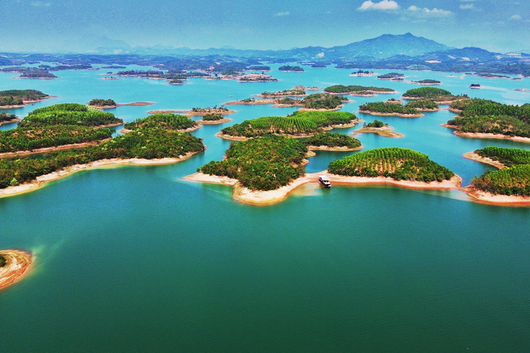 Sunset Cruise on Vang Vieng Lake
