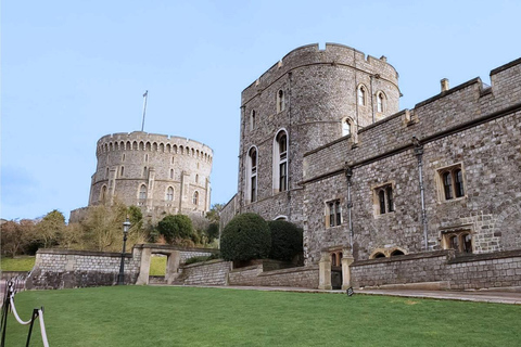 Da Londra: escursione di mezza giornata a Windsor con biglietti per il castelloWindsor: tour da Londra e biglietti per il castello