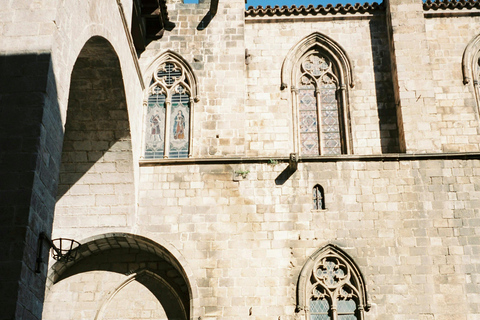 Barcelona 3-in-1 Tour: Sagrada Família, Gaudí & Old Town Private tour