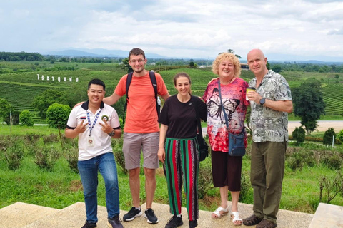Chiang Rai:Guided Highlights Full-Day Tour-FREE LUNCH BUFFET Experience the Wonders of Chiang Rai with Free Thai Buffet