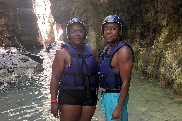 Puerto Plata: Guided adventure in the 27 Charcos de Damajagua