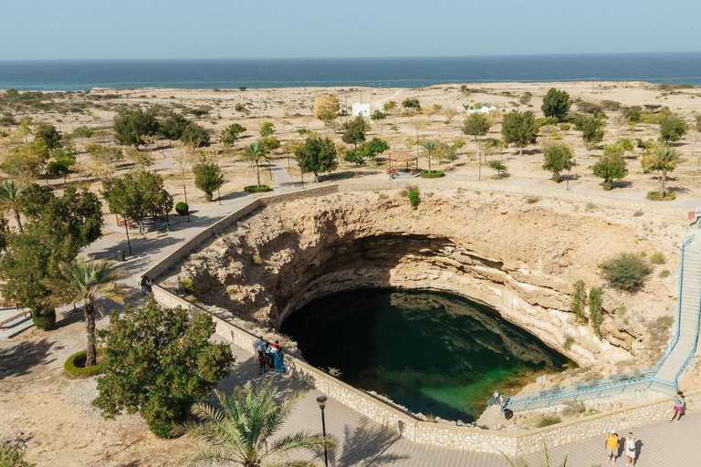 Oman: 8-Day Adventure Muscat, Wahiba Desert & Jebel Akhdar Oman: 8-Day Private Adventure