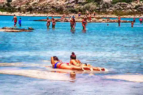 From Hersonissos: Elafonisi Pink Beach Day Trip in Crete
