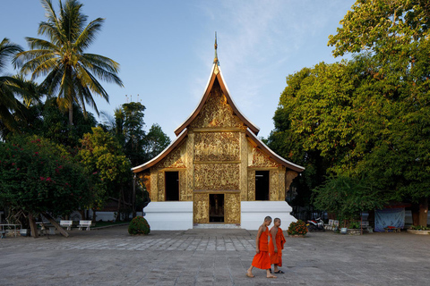 Luang Prabang: Heritage City Tour & Sunset Mekong Cruise