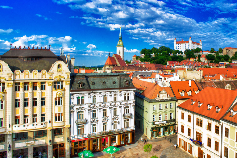 Vienna: Budapest & Bratislava Two Capitals Day Trip