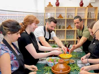 Cours de cuisine marocaine avec un chef local