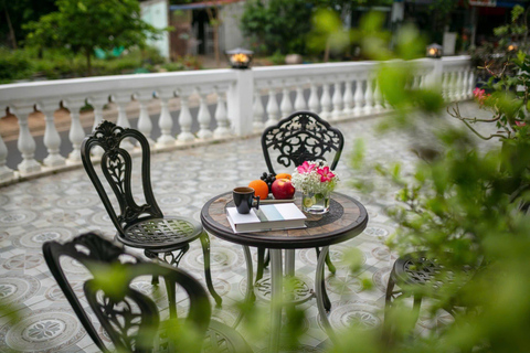 2-tägige Ha Long Bay Island Cruise Tour mit einem 3-Sterne-Kreuzfahrtschiff