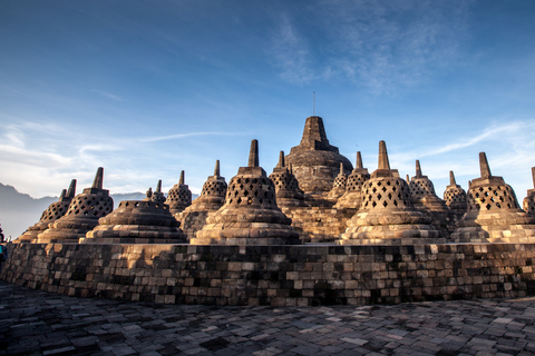 Yogyakarta: Private All-Inclusive Borobudur Tour