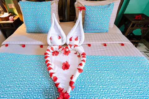 Z Zanzibaru: 2-dniowe safari w Selous z lotami i spacerem po buszuZanzibar: Selous 2-Day Safari with Flights &amp; Bush Walk