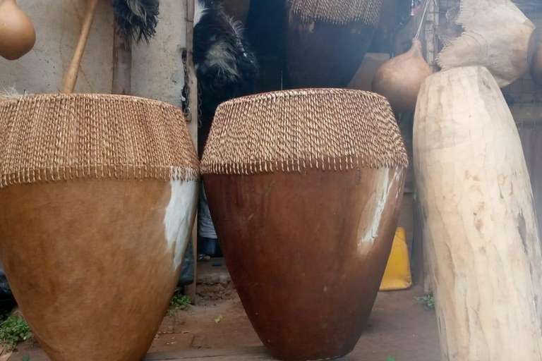Kampala: Join Traditional Drumming and Dancing Practice