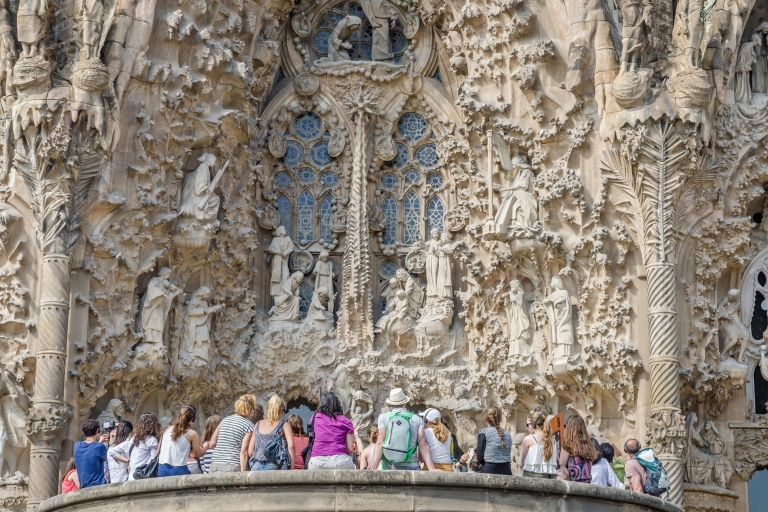 Barcelona: Sagrada Família − Führung mit bevorzugtem EinlassTour auf Deutsch