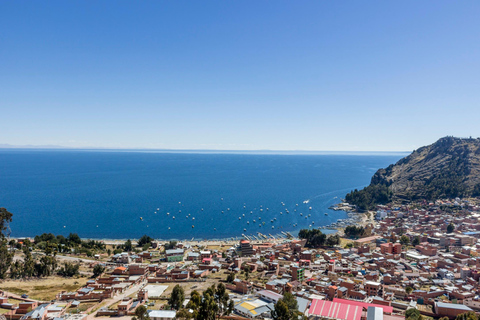 Excursión de un día al Lago Titicaca y Copacabana con almuerzo