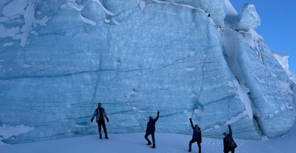 Ushuaia: Premium Ojo del Albino Glacier Trek for Small Groups