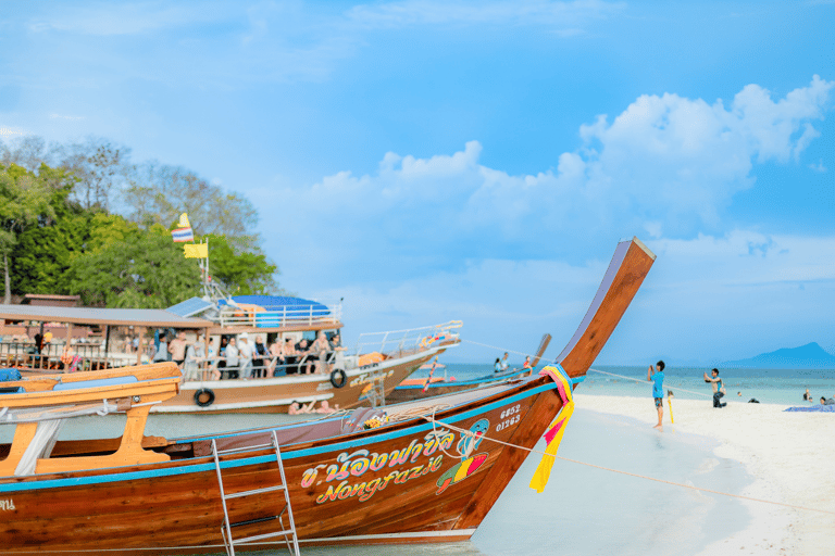 Krabi : Tour privé en bateau à longue queue des 4 îles avec visite de grottesVisite d&#039;une demi-journée au coucher du soleil : visite des 4 îles