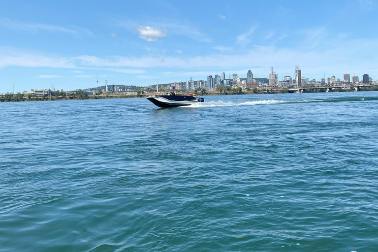 The Ultimate Montreal Boat Tour –Apéro Edition (1hrs)