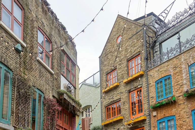 London: Secret Gems & Iconic Photo Spots Guided Walking Tour Secret London Walking Tour : Stories & Instagram Photo Spots