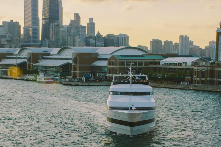 Chicago: Almuerzo Crucero Gourmet de Acción de Gracias en el Lago MichiganChicago: crucero y almuerzo Acción de Gracias lago Míchigan