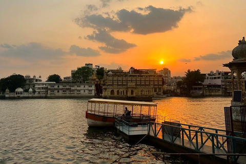 Explore Udaipur in One Day – Private Tour by Car With Guide Private Cab & Driver – No Guide