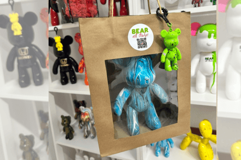 Alicante: Fluid Painting Workshop – Create Your Own Art Create a Bear Set - 23 cm Bear + Mini Bear Key Ring