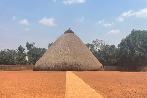 Uganda: Excursão de 7 dias a Kampala e Jinja, safári nas Cataratas MurchisonUganda: Excursão de 7 dias a Kampala e Jinja, Safári nas Cataratas Murchison