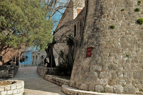 Budva: Visita a pie del casco antiguo con guía local