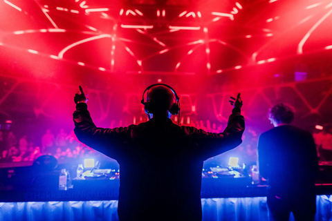 Las Vegas: Night Out at Clubs with Free Drinks and Party Bus Latin Club Crawl