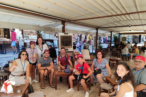 Från İzmirs hamn : İzmir stadsvandring - Izmirs färgerFrån Izmirs hamn: Izmir City Tour - Colors of Izmir