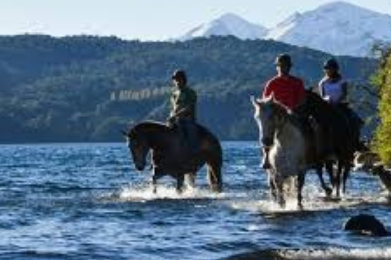Sunset Horseback Ride in Villa Llanquin, Bariloche