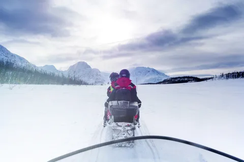 Tromsö: Snöskotersafari och eventuell norrskenstur