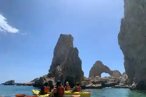 Kayak de mer à Rhodes "Sur les traces des pirates".