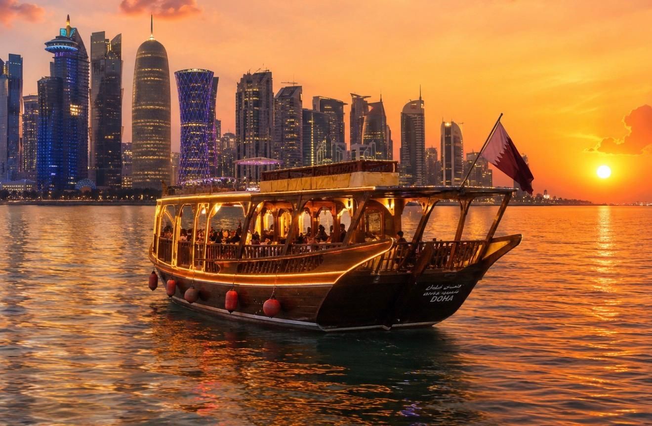 Doha: Traditionelle Dau-Fahrt mit Abendessen-Option