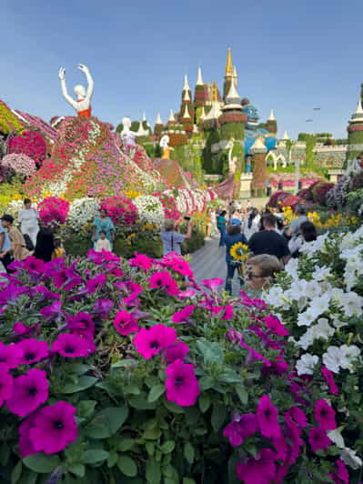 Dubai: Miracle Garden Tour With Return Transfer