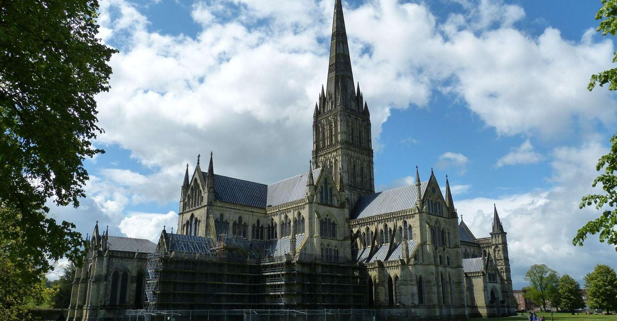 Salisbury Özel Rehberli Yürüyüş Turu - Hizvo