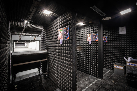 Prague: Target Gun Shooting Experience with Hotel Pickup Prague Target Gun Shooting & Transport & 3 Guns - 25 Shots