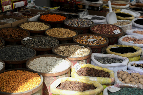 Delhi: Half-Day Market Shopping Tour with Female Guide New Delhi: Old Delhi Market Tour with Street Food